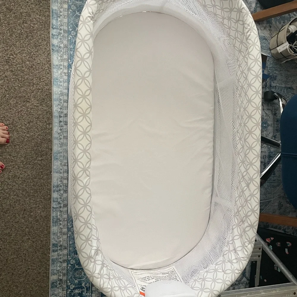 Gray and White Quilted Bassinet Mattress Pad with Geometric Stitching + 2 cover